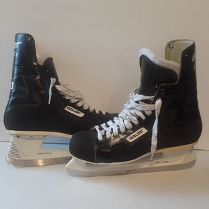 Bauer Men's Black and White Ice Hockey Skates